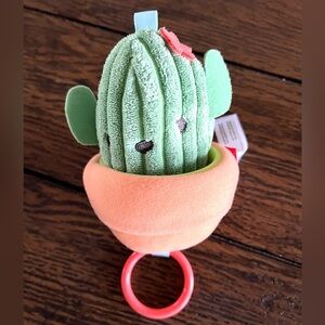 Skip Hop Plush Cactus Hanging Stroller Crib Toy Rattle Green Soft Cord Texture